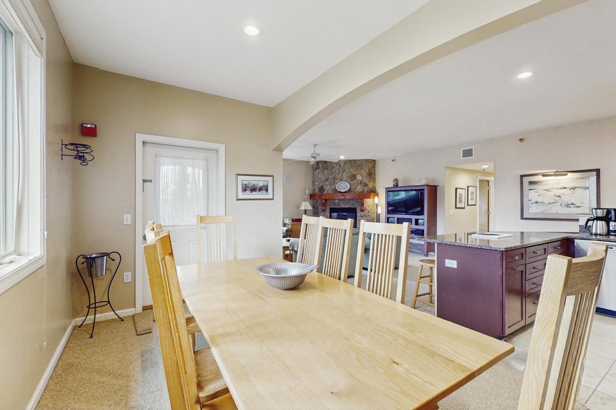 Kestrels Villa Jeffersonville Room photo