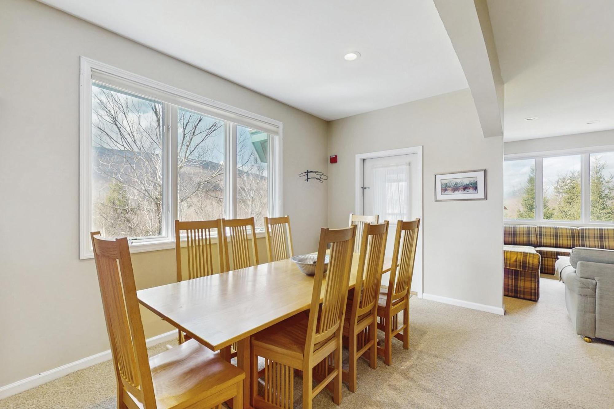 Kestrels Villa Jeffersonville Room photo